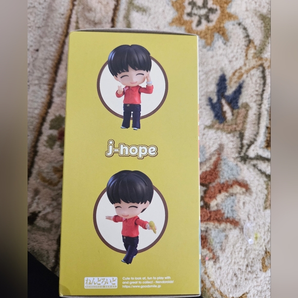 *NIB* tinyTAN BTS Nendoroid Fig 1804 J-HOPE KPOP Dynamite - Picture 4 of 5